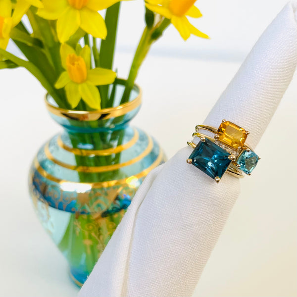 March's Birthstone and Flower; Aquamarine and Daffodil