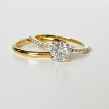 Load image into Gallery viewer, 14k Marguerite Diamond Engagement Ring