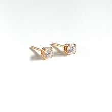 Load image into Gallery viewer, 14k Yellow Gold Lab Grown Diamond Earrings