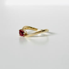 Load image into Gallery viewer, 10k Meghan Ring