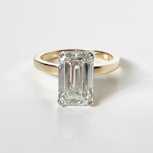 Load image into Gallery viewer, 14k Nicole Emerald Cut Diamond Engagement Ring