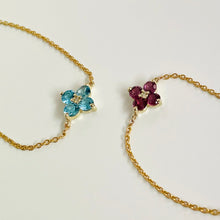 Load image into Gallery viewer, 10k Daisy Gemstone Bracelet