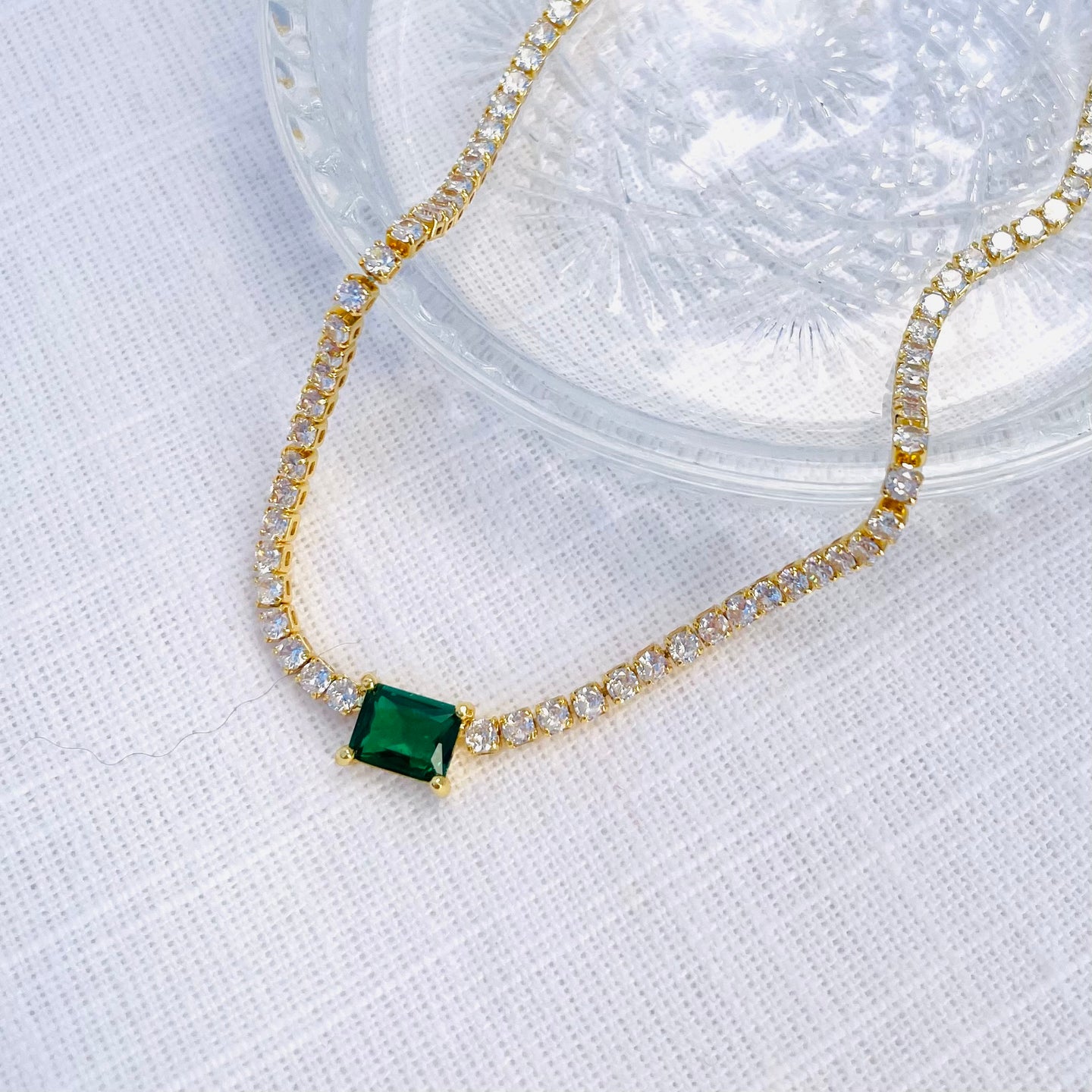Tennis Necklace with Emerald Crystal