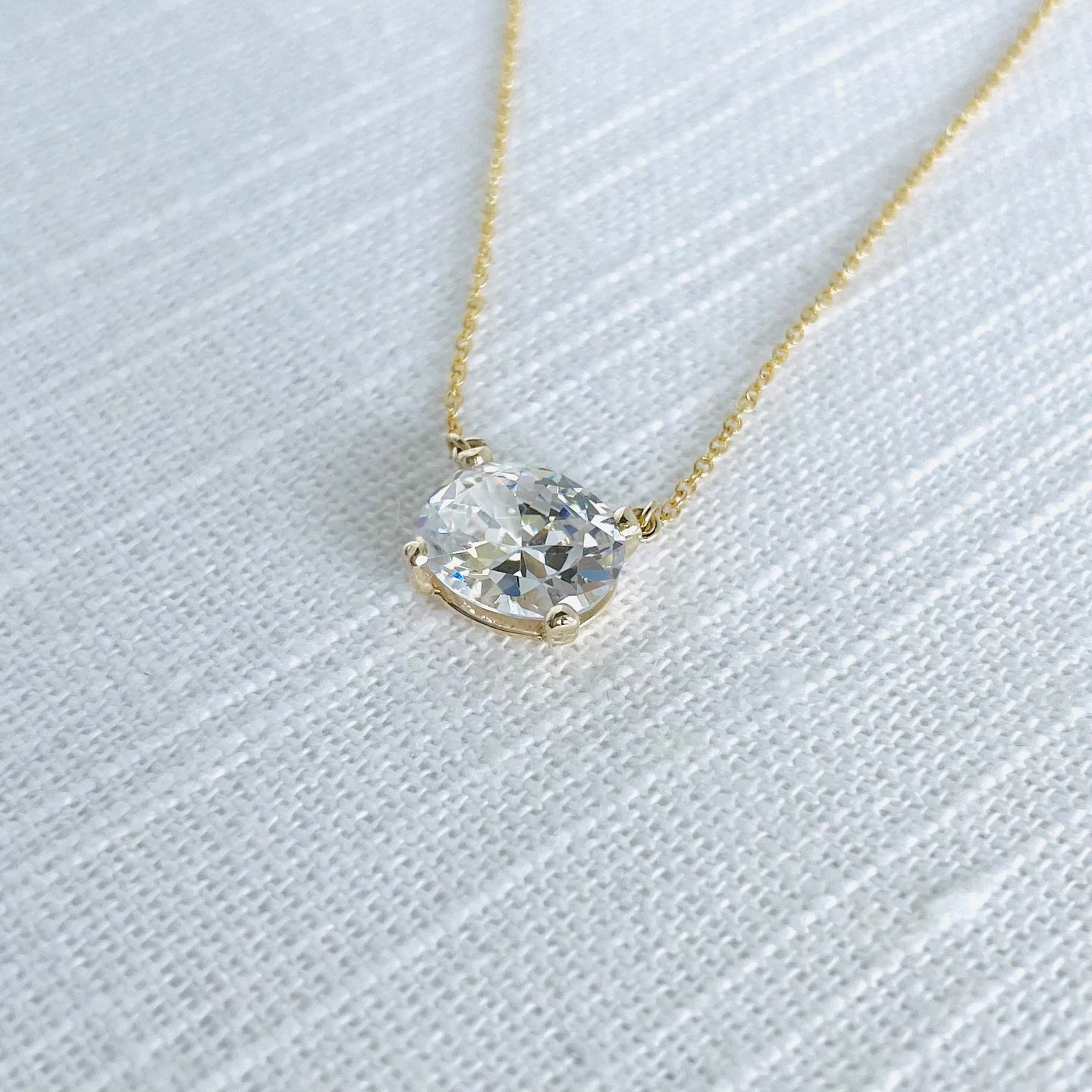 10K Forthright Oval Cubic Zirconia Necklace