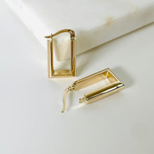 Load image into Gallery viewer, 10k Angled Puff Hoops