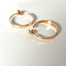 Load image into Gallery viewer, 10K Vintage Hammered Hoops
