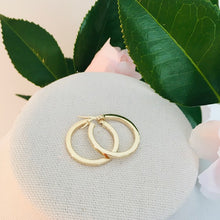 Load image into Gallery viewer, 10K Brylee Hoops