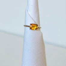 Load image into Gallery viewer, 10K Forthright Citrine Ring
