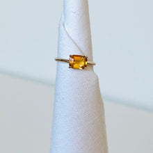Load image into Gallery viewer, 10K Forthright Citrine Ring