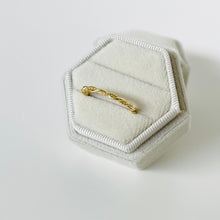 Load image into Gallery viewer, Double Twist Ring
