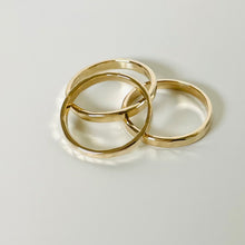 Load image into Gallery viewer, 10k Faceted Band
