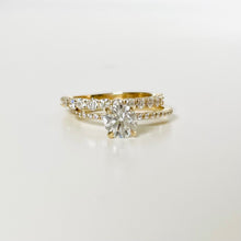 Load image into Gallery viewer, ZZ - Discontinued - 14k Diamond Half Eternity Band
