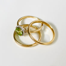 Load image into Gallery viewer, 14K Peridot &amp; Diamond Ring
