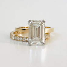 Load image into Gallery viewer, 14k Nicole Emerald Cut Diamond Engagement Ring
