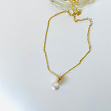 Load image into Gallery viewer, Abigail Drop Pearl Pendant
