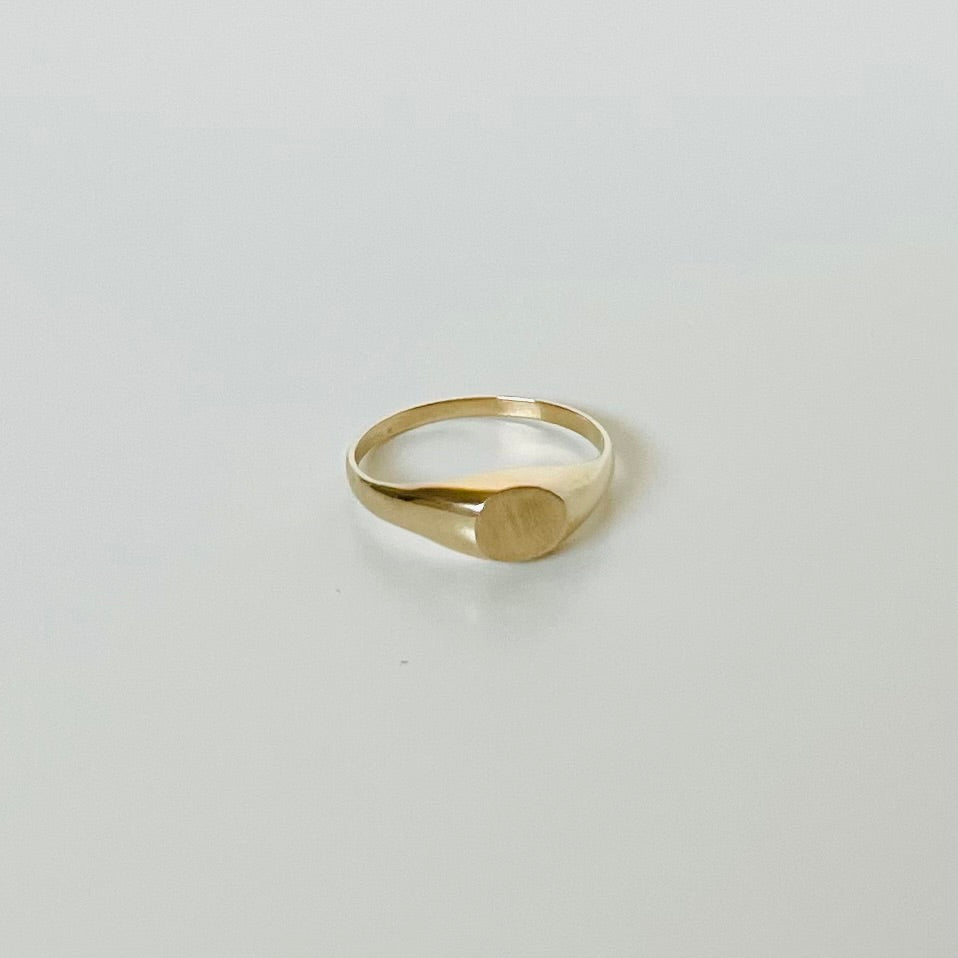 10k Signet Pinky Ring