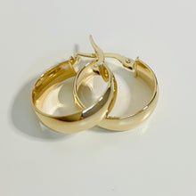 Load image into Gallery viewer, 10k Classic Wedding Band Hoops
