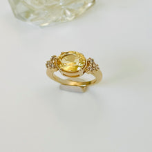 Load image into Gallery viewer, 14k Millegrain Citrine &amp; Diamond Ring
