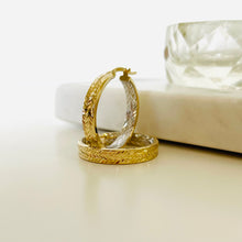 Load image into Gallery viewer, 10k &quot;Diamond&quot;-Cut Hoops
