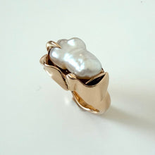 Load image into Gallery viewer, 14k Vintage Pearl Ring

