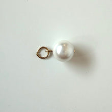 Load image into Gallery viewer, 10k Vintage Pearl Pendants
