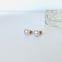 Load image into Gallery viewer, 10k Pink Pearl Studs
