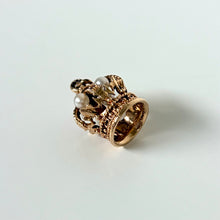 Load image into Gallery viewer, 14K Vintage Crown Pendant
