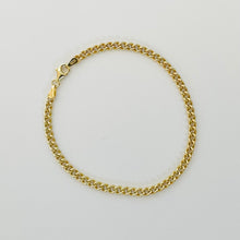 Load image into Gallery viewer, Small Curb Chain Bracelet
