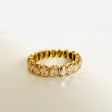 Load image into Gallery viewer, Oval Crystal Bracelet

